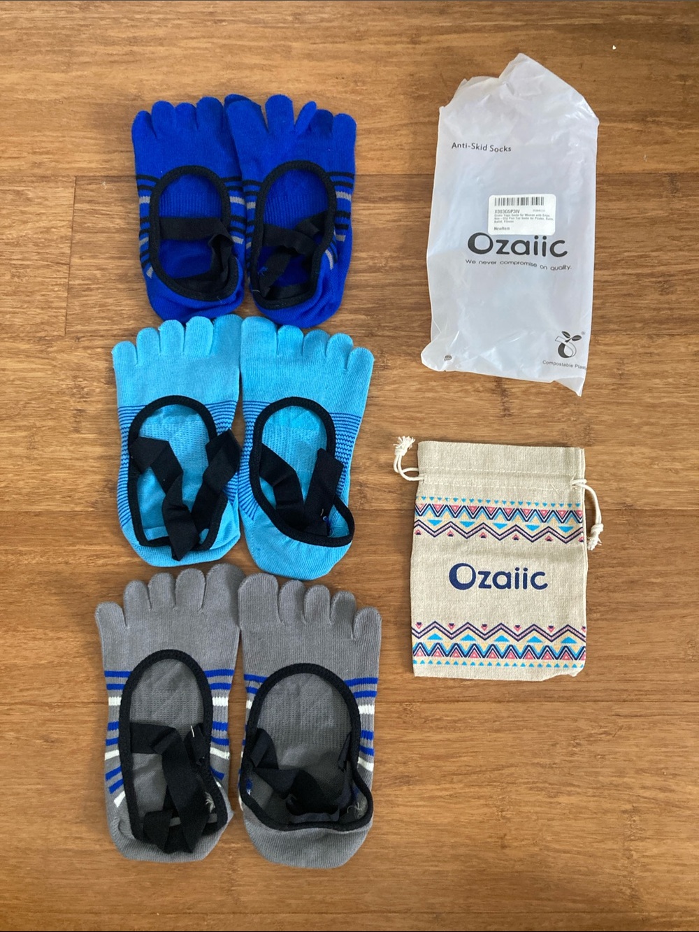 Ozaiic anti-skid socks for Pilates/Yoga